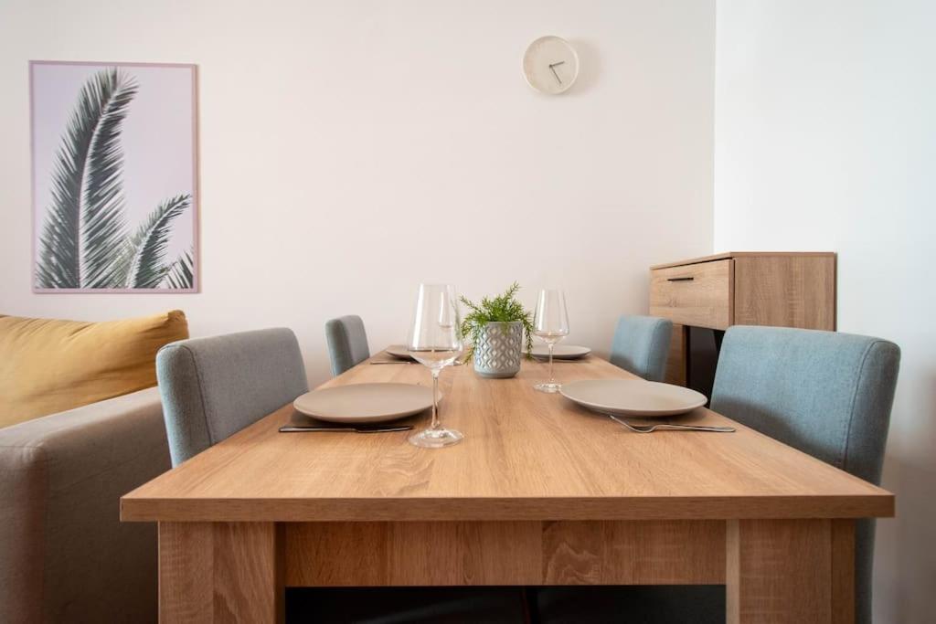 Lägenhet Augusta - Central, Spacious With Easy Parking Option